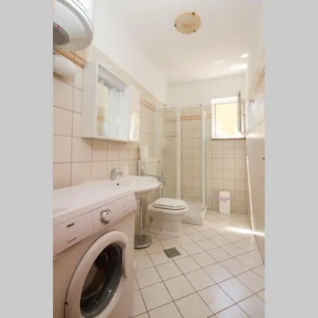 Villa House Antonac