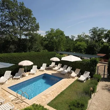 Villa House Antonac