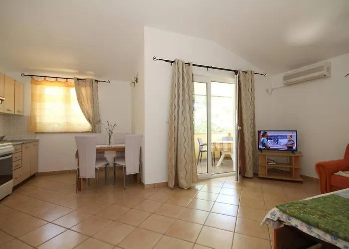 House Antonac فيلة